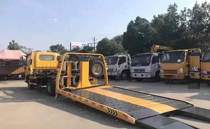 漾濞汽车中途维修案例